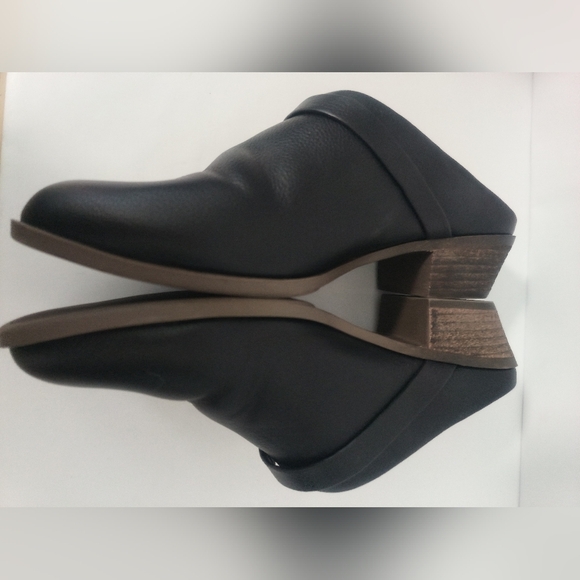 [2x$22] Crown & Ivy Black Mules / Size 9 / EUC - Picture 3 of 7